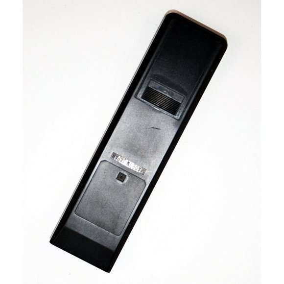 Shintom VCR TV Remote Control SUM-3 IECR6 - Picture 2 of 3